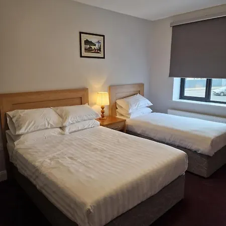 Home Inn 3* Άθλον