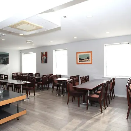 Home Inn Bed & Breakfast